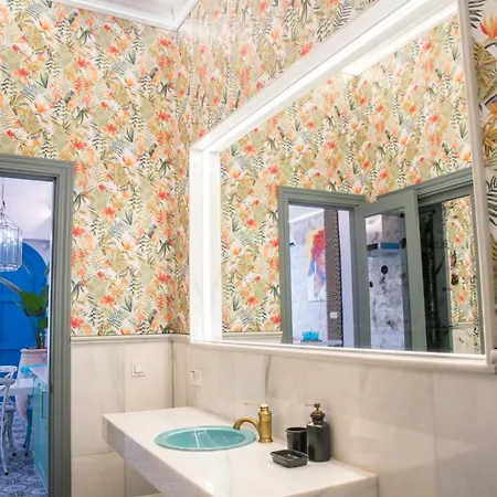 Cubanito Primera Línea Bajondillo Apartamento *